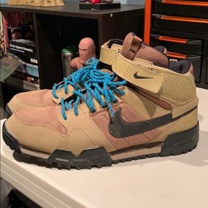 Nike hiking boots